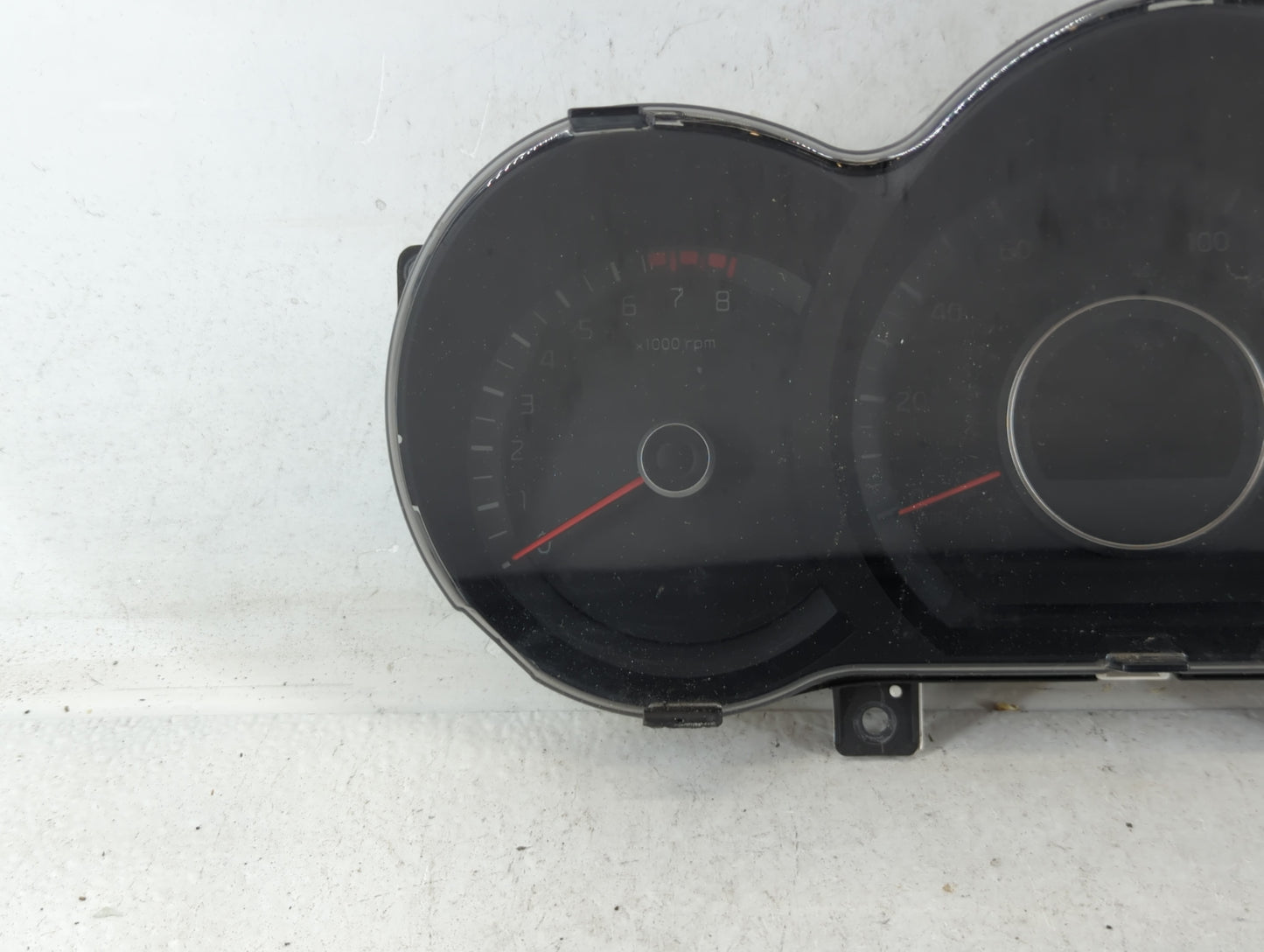 2014-2015 Kia Optima Instrument Cluster Speedometer Gauges P/N:Y002 94031-2T270 Fits Fits 2014 2015 OEM Used Auto Parts - Oe