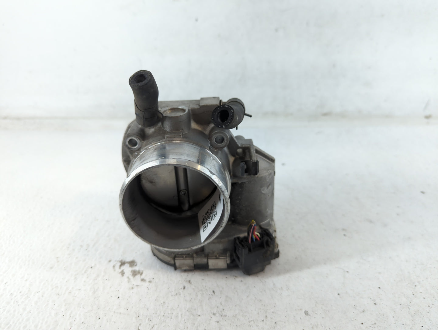 2011-2015 Kia Optima Throttle Body P/N:35100-2G700 Fits Fits 2011 2012 2013 2014 2015 2016 OEM Used Auto Parts - Oemusedauto