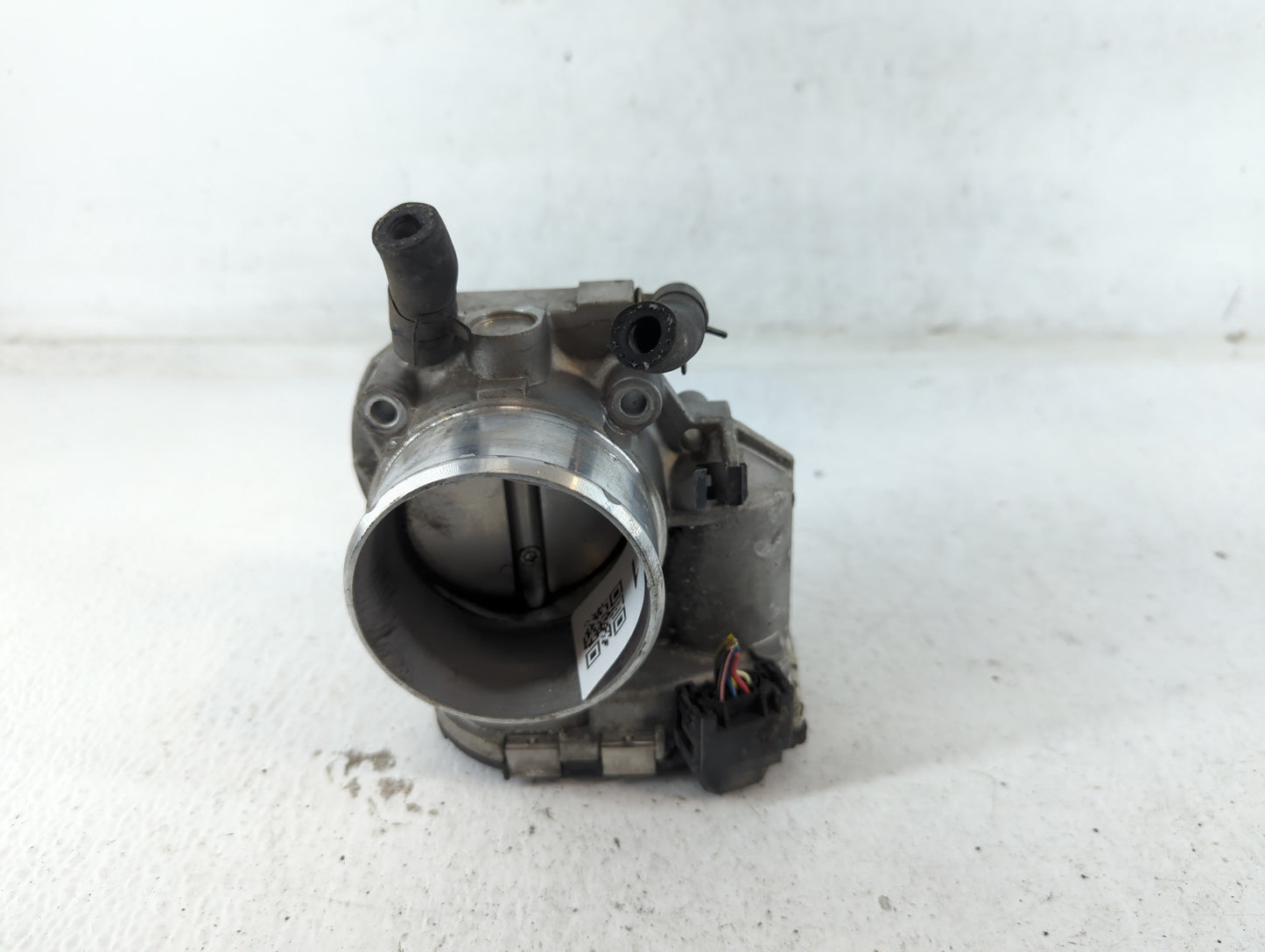 2011-2015 Kia Optima Throttle Body P/N:35100-2G700 Fits Fits 2011 2012 2013 2014 2015 2016 OEM Used Auto Parts - Oemusedauto