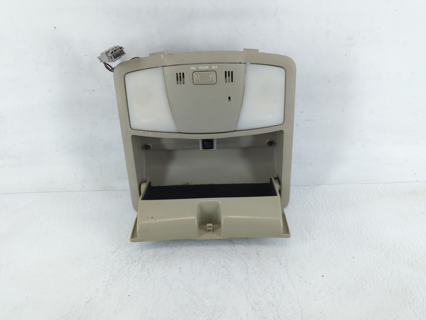 2014-2016 Kia Optima Overhead Roof Console 738667 - Oemusedautoparts1.com