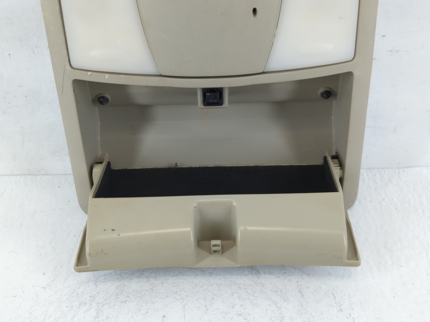 2014-2016 Kia Optima Overhead Roof Console 738667 - Oemusedautoparts1.com