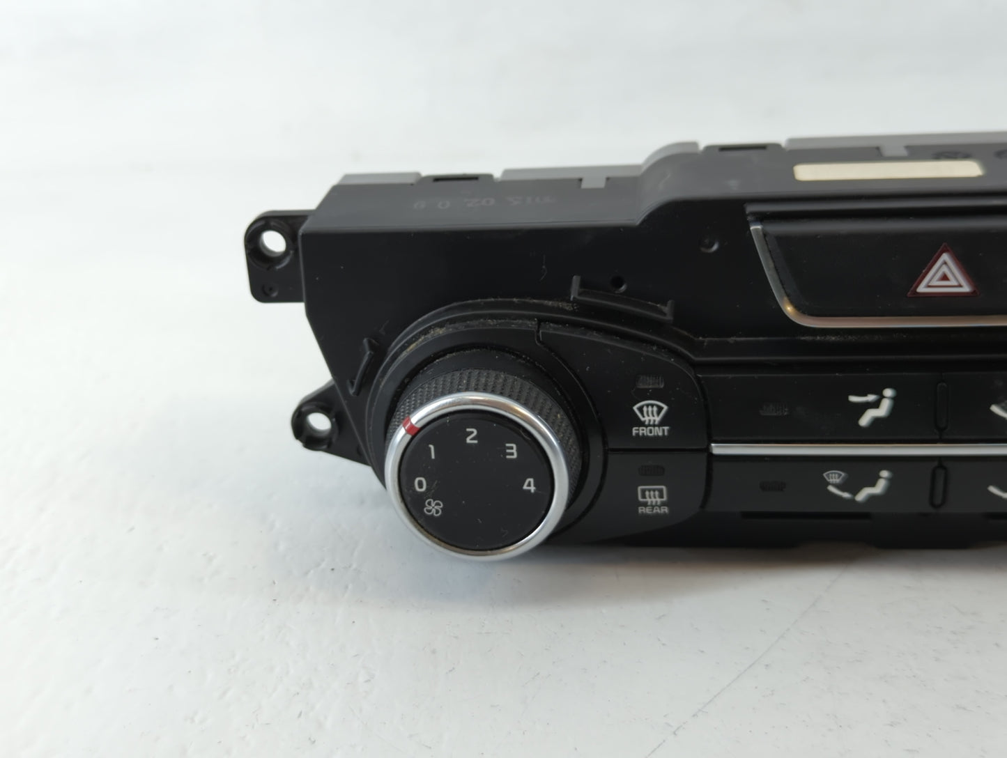 2014-2015 Kia Optima Climate Control Module Temperature AC/Heater Replacement Fits Fits 2014 2015 OEM Used Auto Parts - Oemu