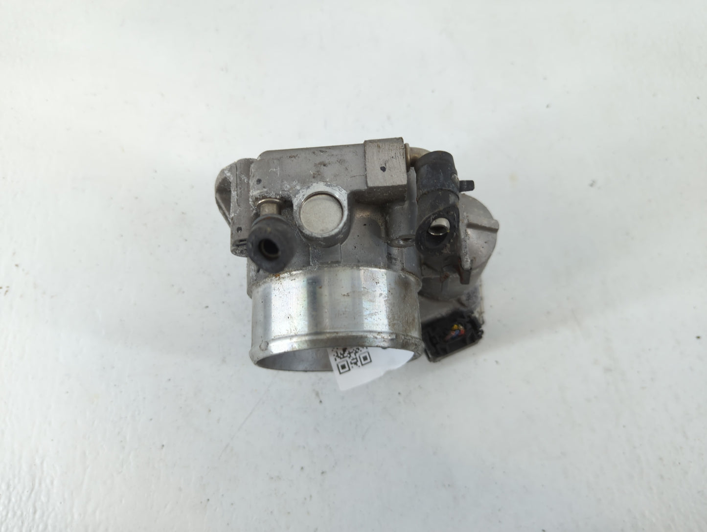 2011-2015 Kia Optima Throttle Body P/N:35100-2G700 Fits Fits 2011 2012 2013 2014 2015 2016 OEM Used Auto Parts - Oemusedauto