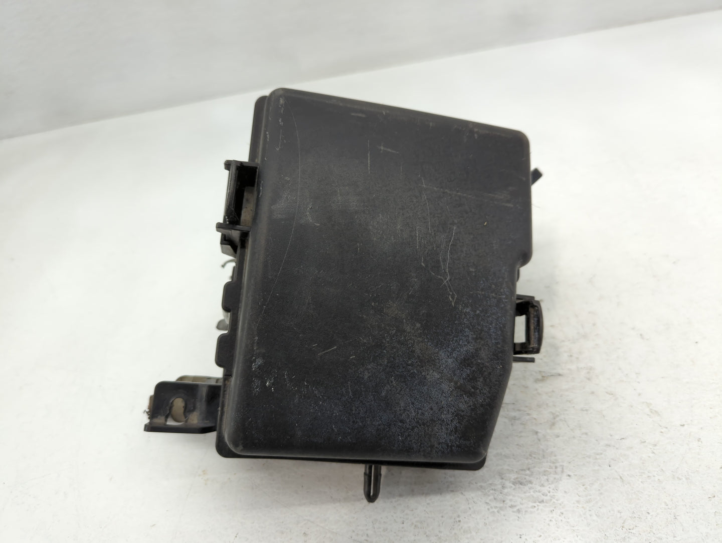 2014-2015 Kia Optima Fusebox Fuse Box Panel Relay Module P/N:91260 2T100 Fits Fits 2014 2015 OEM Used Auto Parts - Oemusedau