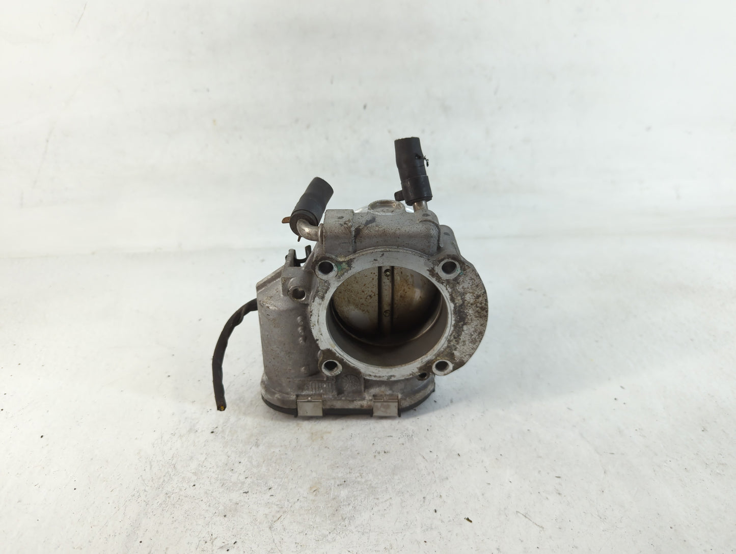 2011-2015 Kia Optima Throttle Body P/N:35100-2G700 Fits Fits 2011 2012 2013 2014 2015 2016 OEM Used Auto Parts - Oemusedauto