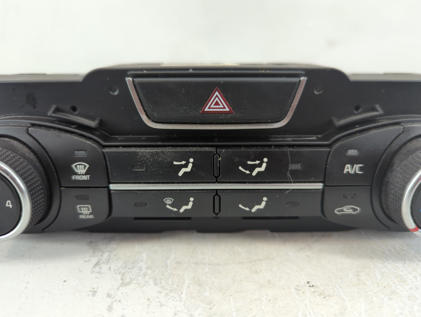 2014-2015 Kia Optima Climate Control Module Temperature AC/Heater Replacement P/N:97250-2TLE0 Fits Fits 2014 2015 OEM Used A