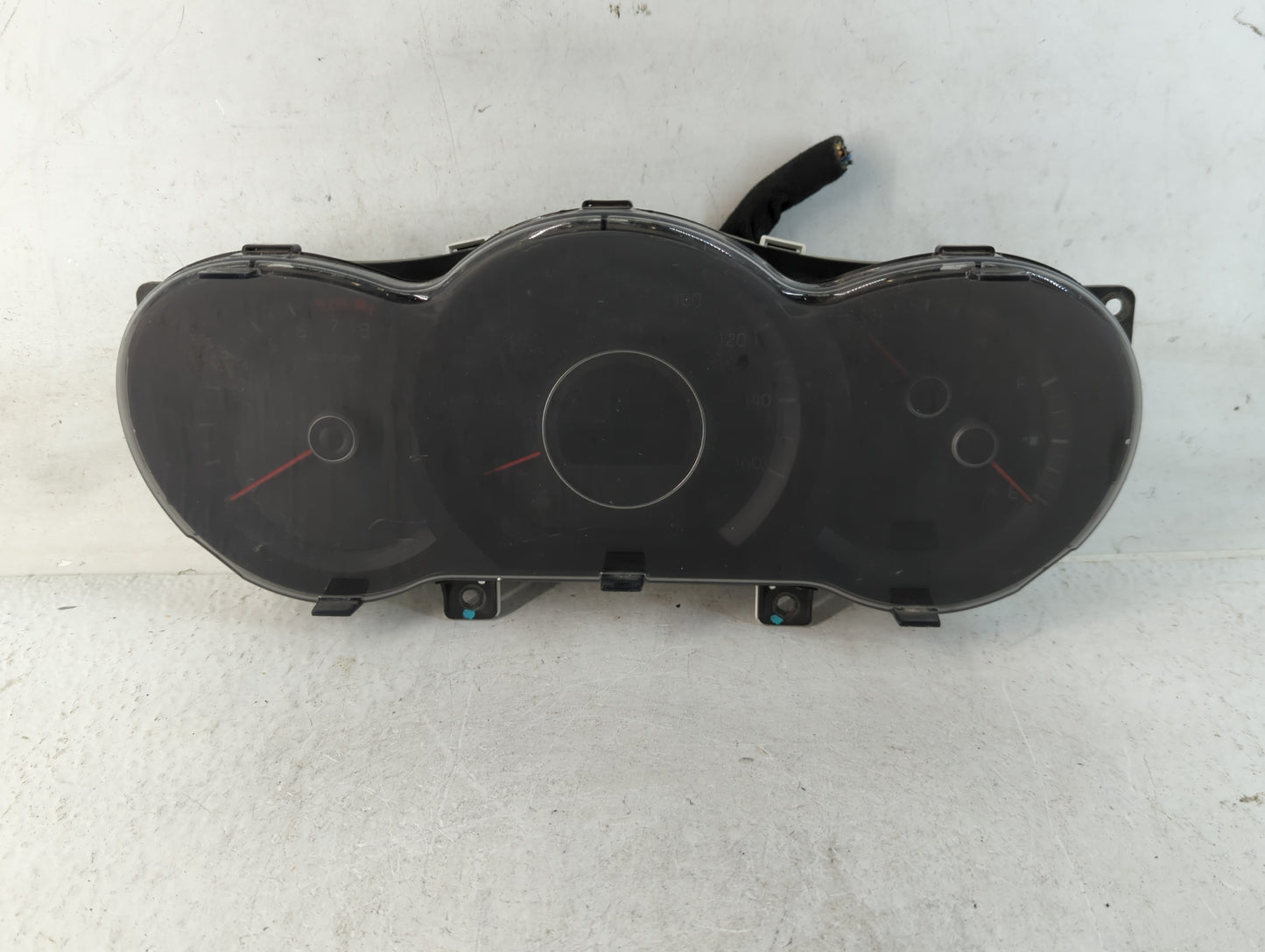 2014-2015 Kia Optima Instrument Cluster Speedometer Gauges P/N:94031-2T270 Fits Fits 2014 2015 OEM Used Auto Parts - Oemused