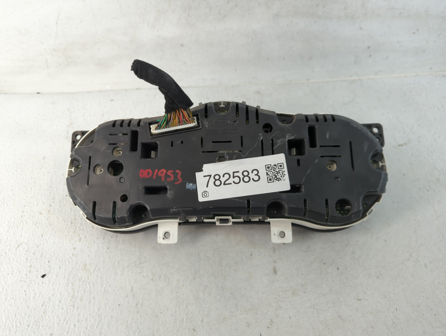 2014-2015 Kia Optima Instrument Cluster Speedometer Gauges P/N:94031-2T270 Fits Fits 2014 2015 OEM Used Auto Parts - Oemused