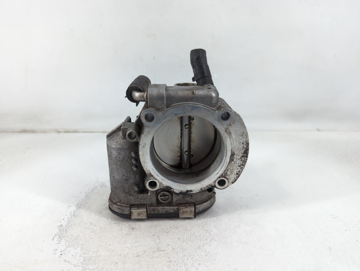 2011-2015 Kia Optima Throttle Body P/N:35100-2G700 Fits Fits 2011 2012 2013 2014 2015 2016 OEM Used Auto Parts - Oemusedauto