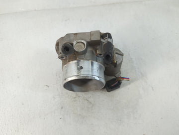 2011-2015 Kia Optima Throttle Body P/N:35100-2G700 Fits Fits 2011 2012 2013 2014 2015 2016 OEM Used Auto Parts