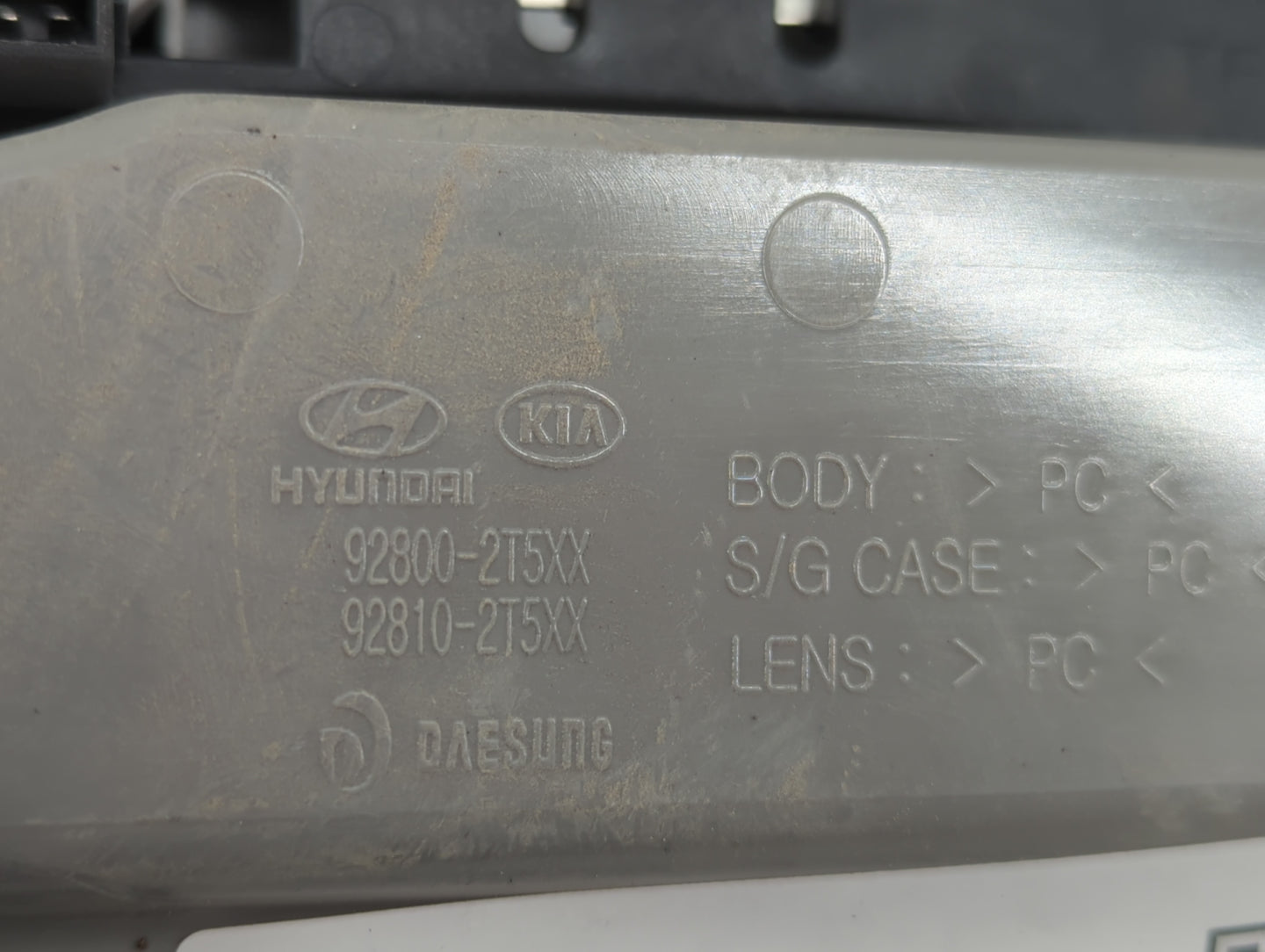 2015 Kia Optima Overhead Roof Console - Oemusedautoparts1.com