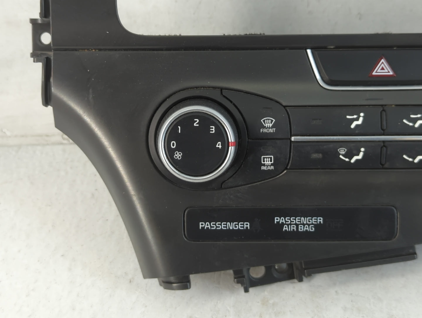 2014-2015 Kia Optima Climate Control Module Temperature AC/Heater Replacement P/N:97250-2TXXX Fits Fits 2014 2015 OEM Used A