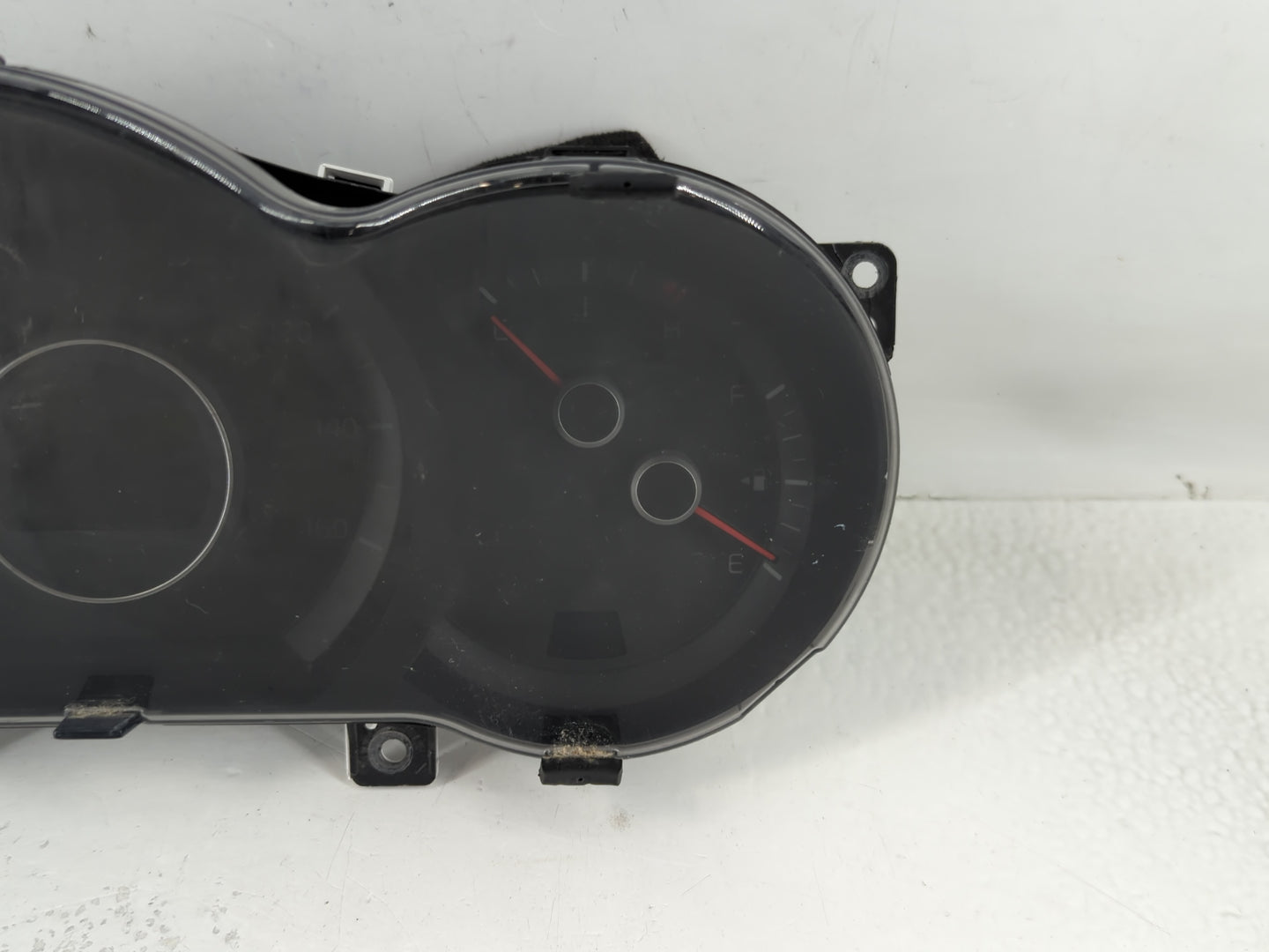 2014-2015 Kia Optima Instrument Cluster Speedometer Gauges P/N:94031-2T270 Fits Fits 2014 2015 OEM Used Auto Parts - Oemused