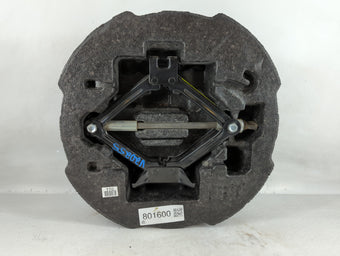 compare product 2015 Kia Optima Spare Scissor Car Jack
