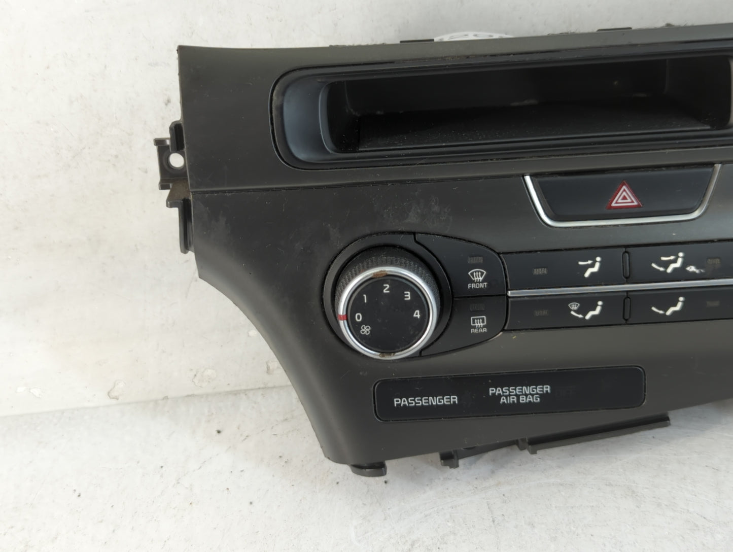 2014-2015 Kia Optima Climate Control Module Temperature AC/Heater Replacement P/N:97250-2TXXX Fits Fits 2014 2015 OEM Used A