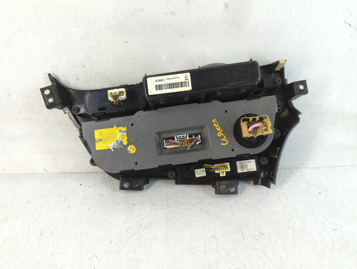 2014-2015 Kia Optima Climate Control Module Temperature AC/Heater Replacement P/N:97250-2TXXX Fits Fits 2014 2015 OEM Used A