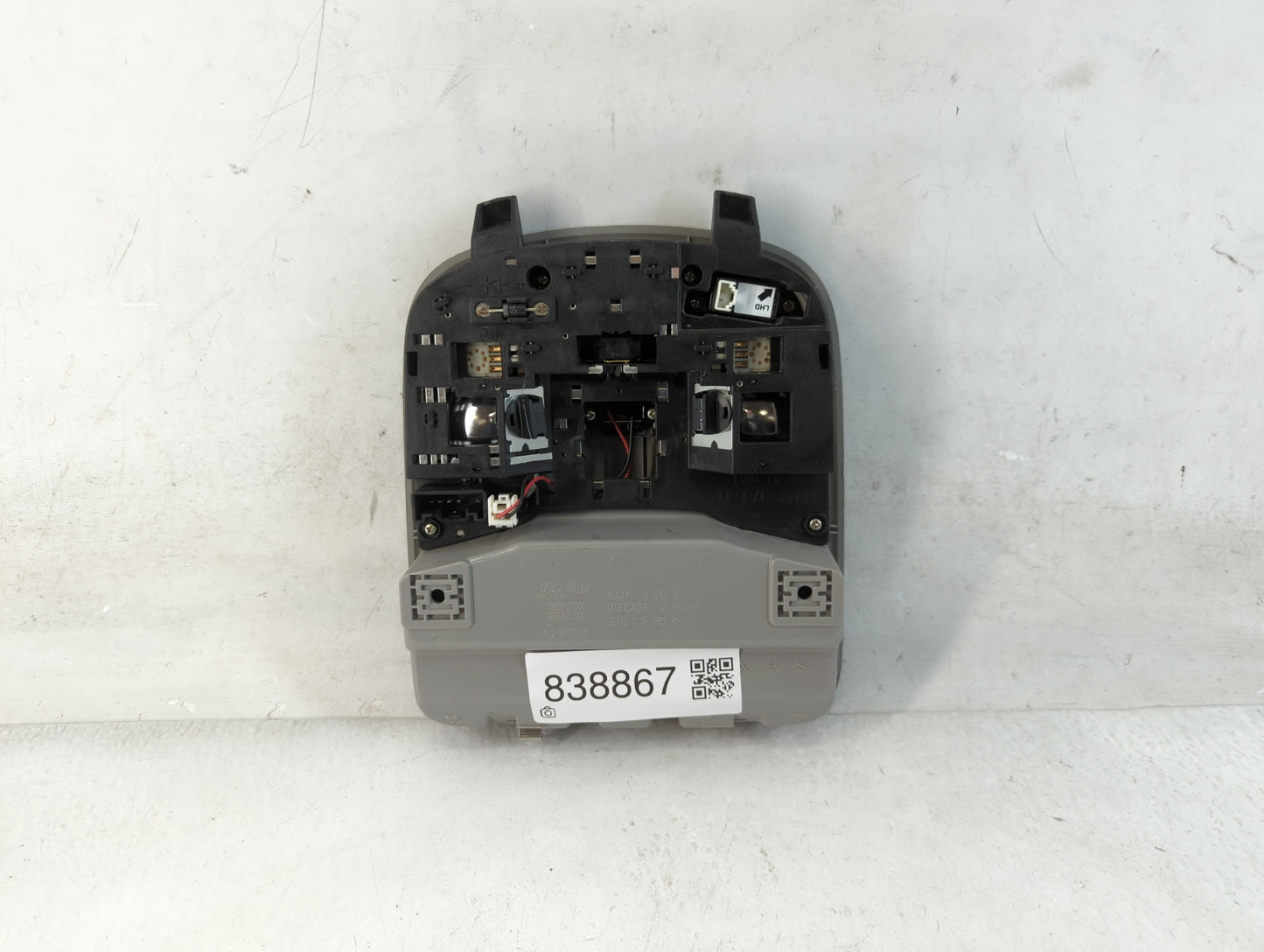 2014-2016 Kia Optima Overhead Roof Console 838867 - Oemusedautoparts1.com
