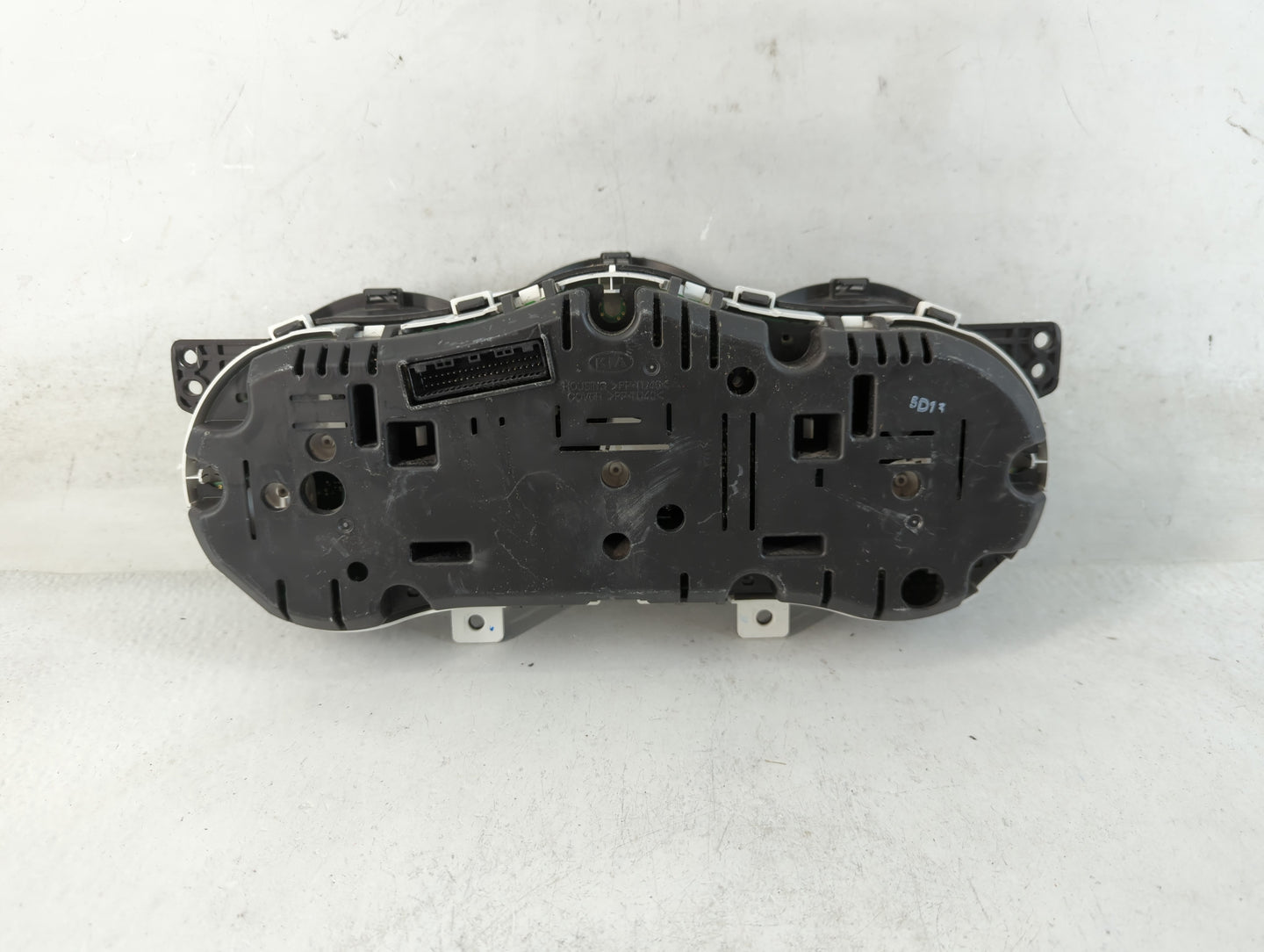 2014-2015 Kia Optima Instrument Cluster Speedometer Gauges P/N:94031-2T270 Fits Fits 2014 2015 OEM Used Auto Parts - Oemused