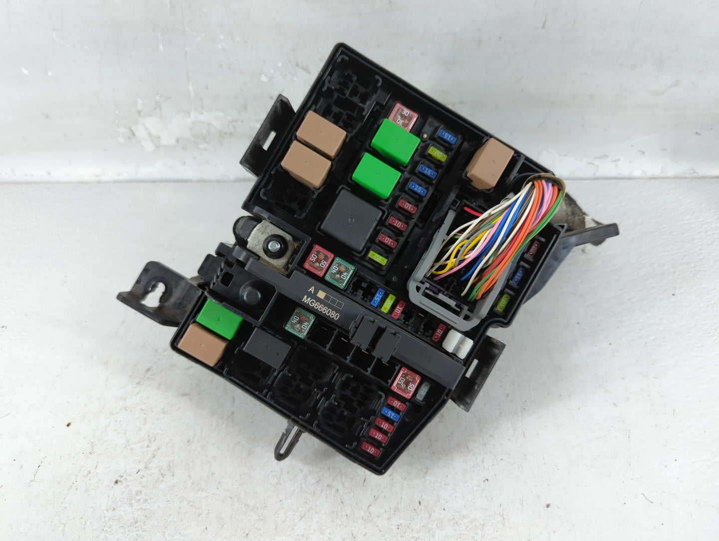 2014-2015 Kia Optima Fusebox Fuse Box Panel Relay Module P/N:91955-2T730QQK Fits Fits 2014 2015 OEM Used Auto Parts - Oemuse