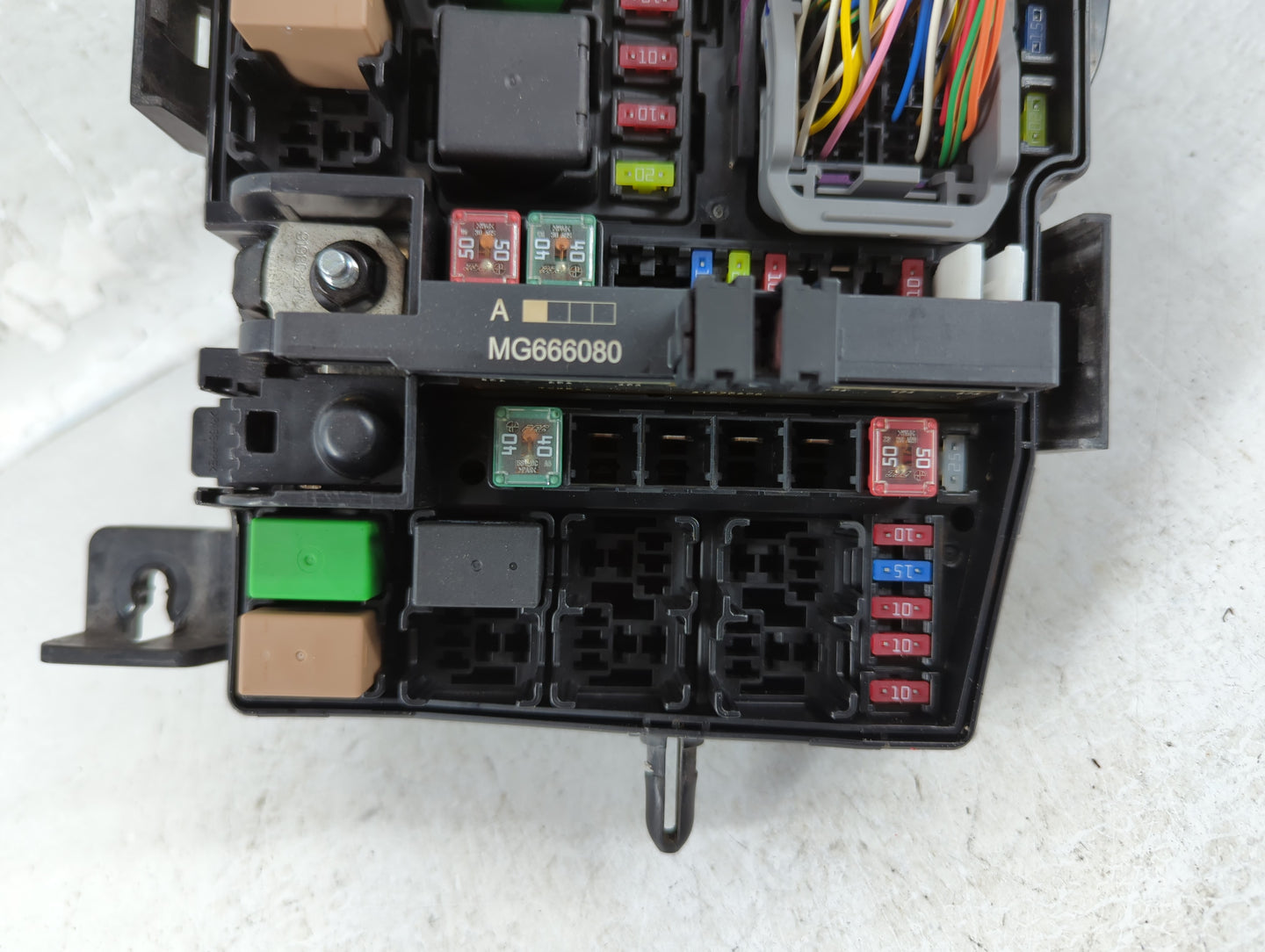 2014-2015 Kia Optima Fusebox Fuse Box Panel Relay Module P/N:91955-2T730QQK Fits Fits 2014 2015 OEM Used Auto Parts - Oemuse