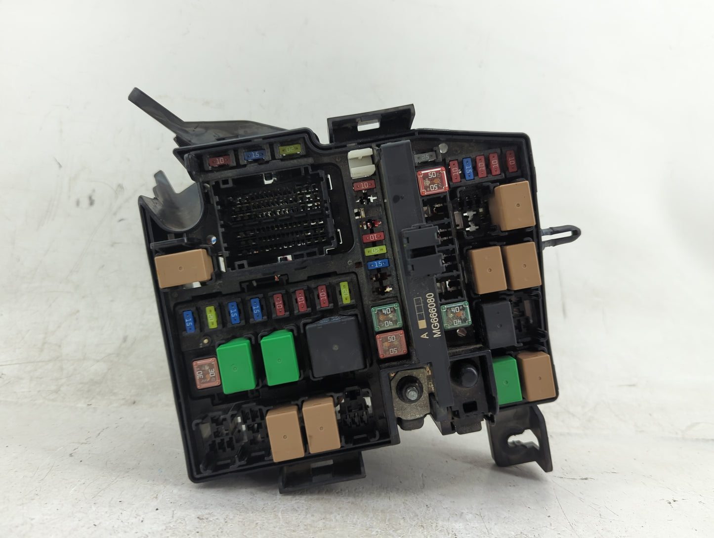 2014-2015 Kia Optima Fusebox Fuse Box Panel Relay Module Fits Fits 2014 2015 OEM Used Auto Parts - Oemusedautoparts1.com