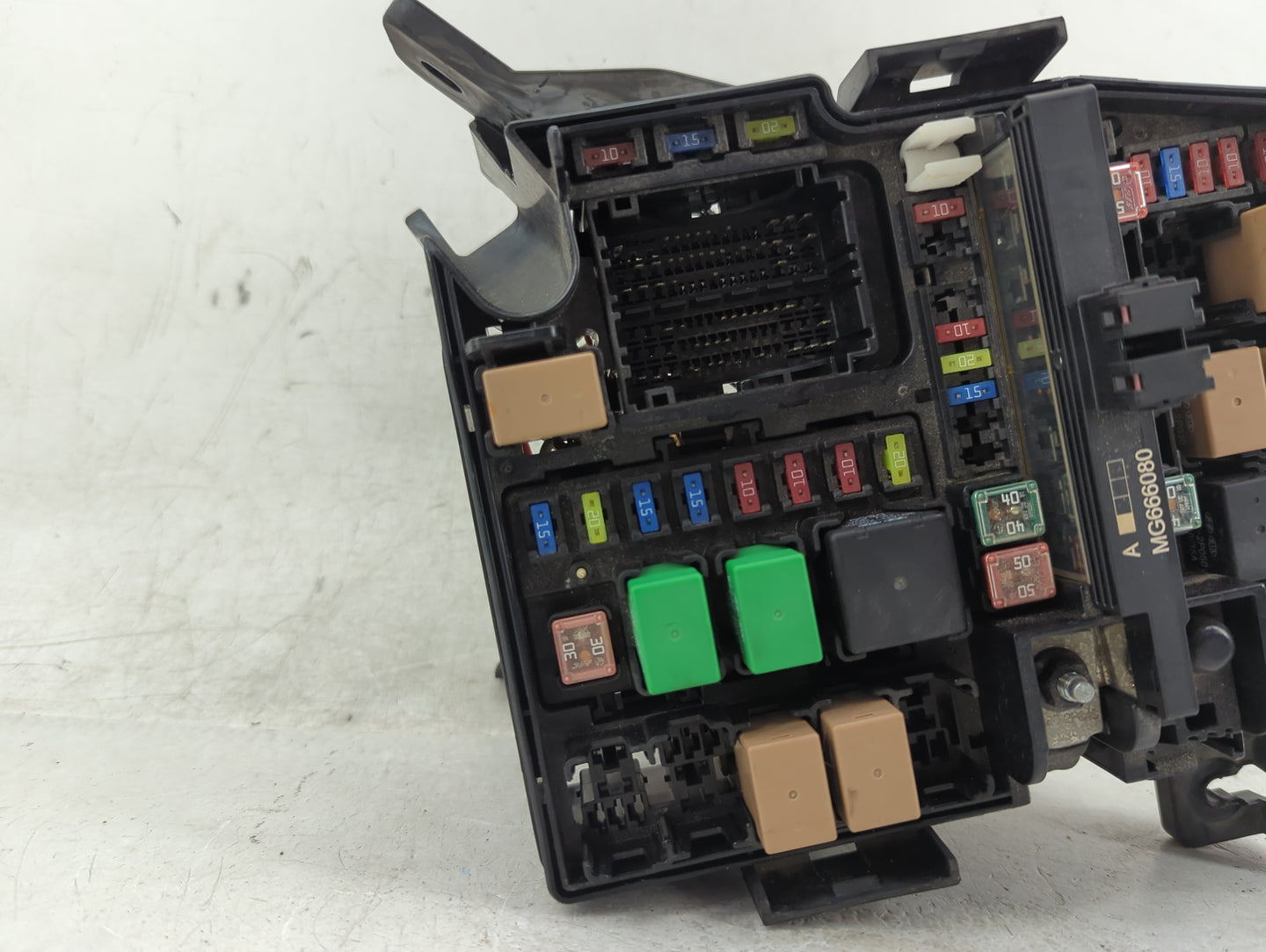 2014-2015 Kia Optima Fusebox Fuse Box Panel Relay Module Fits Fits 2014 2015 OEM Used Auto Parts - Oemusedautoparts1.com