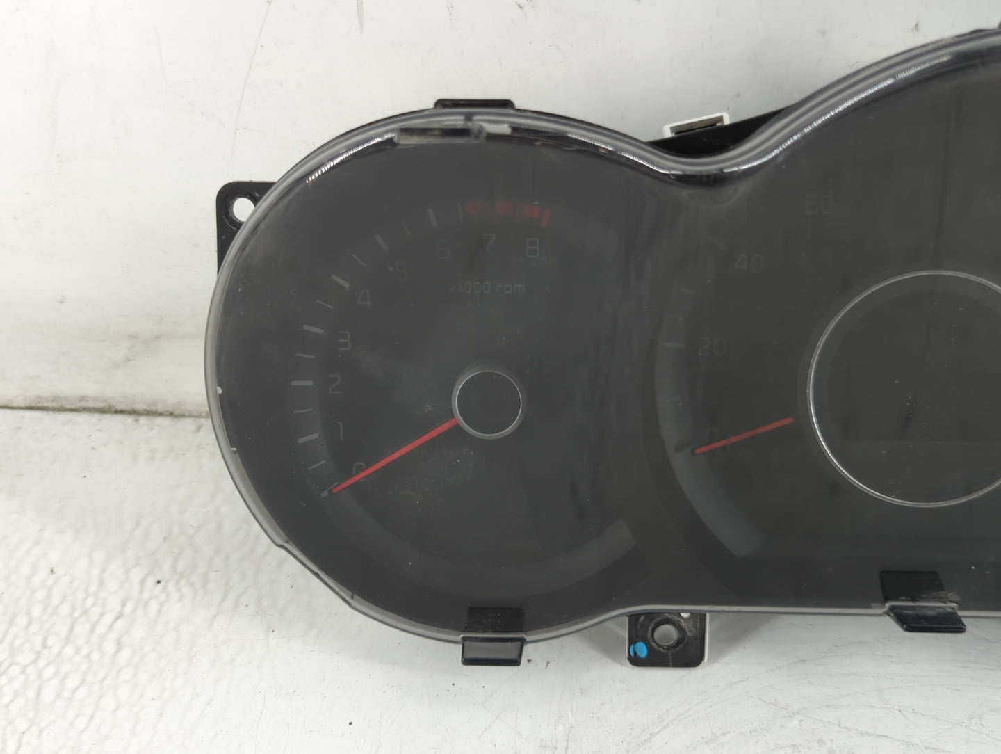 2014-2015 Kia Optima Instrument Cluster Speedometer Gauges P/N:94031-2T270 Fits Fits 2014 2015 OEM Used Auto Parts - Oemused