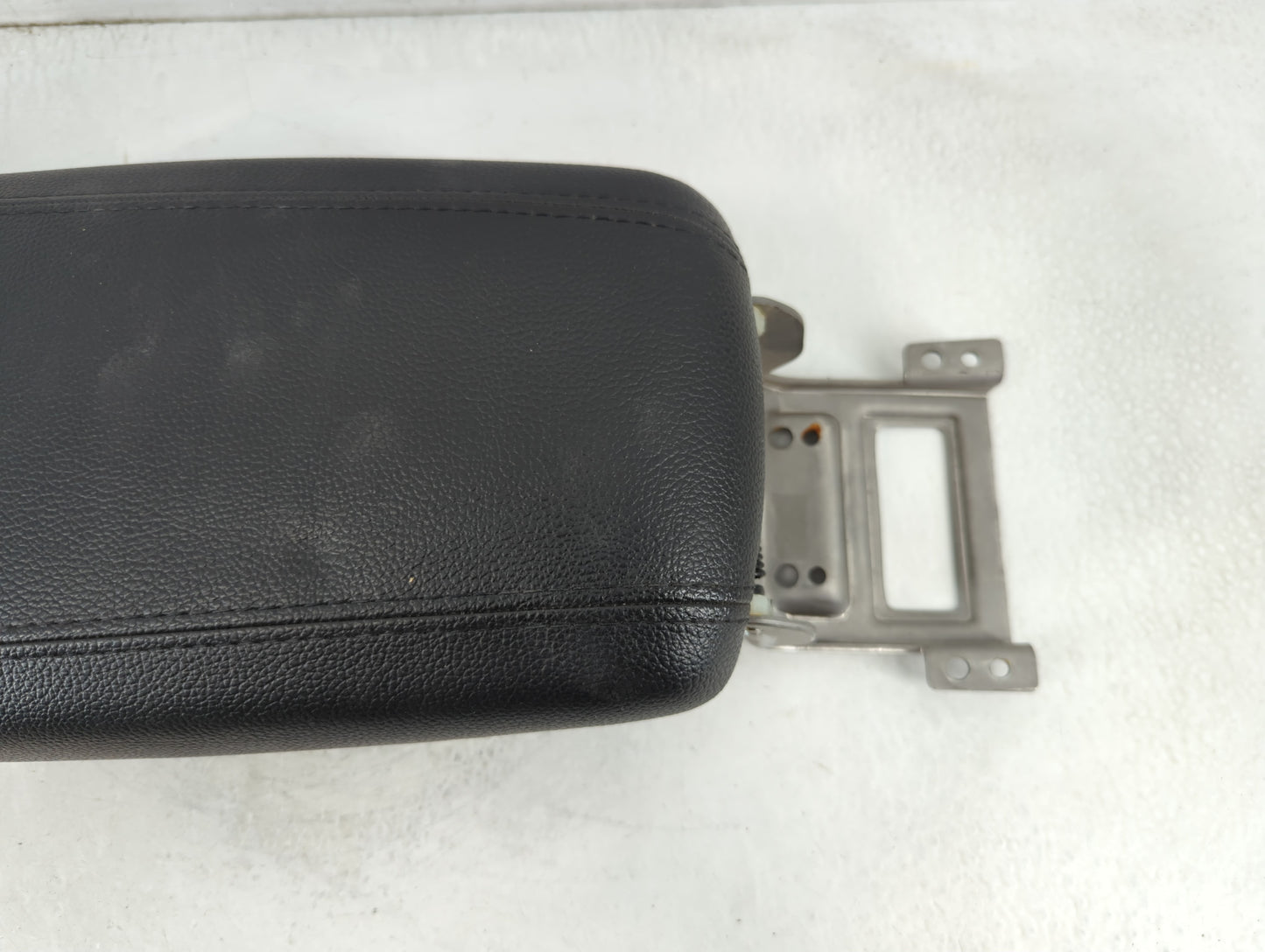 2014-2016 Kia Optima Center Console Armrest Cover Lid Fits Fits 2014 2015 2016 OEM Used Auto Parts - Oemusedautoparts1.com