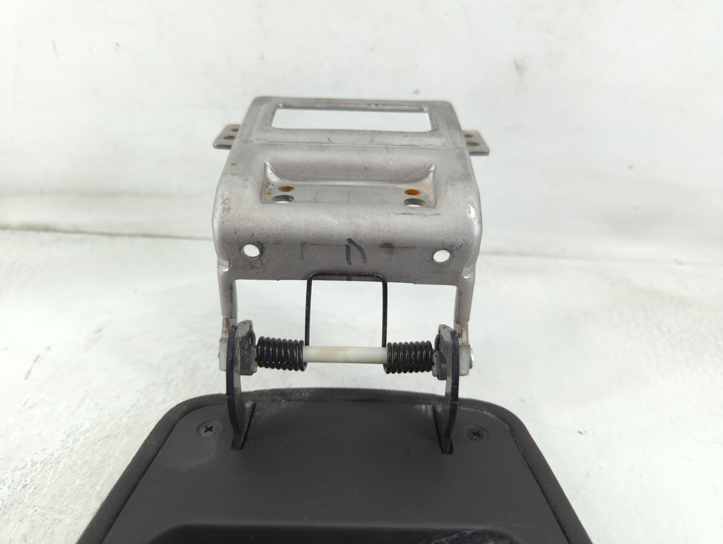 2014-2016 Kia Optima Center Console Armrest Cover Lid Fits Fits 2014 2015 2016 OEM Used Auto Parts - Oemusedautoparts1.com