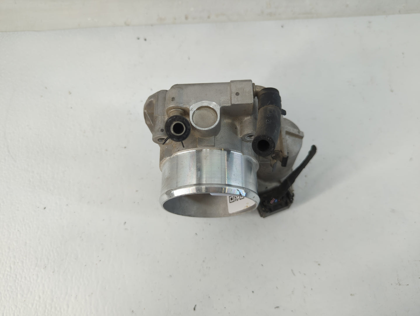 2011-2015 Kia Optima Throttle Body P/N:35100-2G700 Fits Fits 2011 2012 2013 2014 2015 2016 OEM Used Auto Parts - Oemusedauto