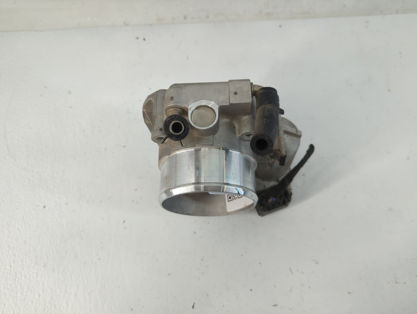 2011-2015 Kia Optima Throttle Body P/N:35100-2G700 Fits Fits 2011 2012 2013 2014 2015 2016 OEM Used Auto Parts - Oemusedauto