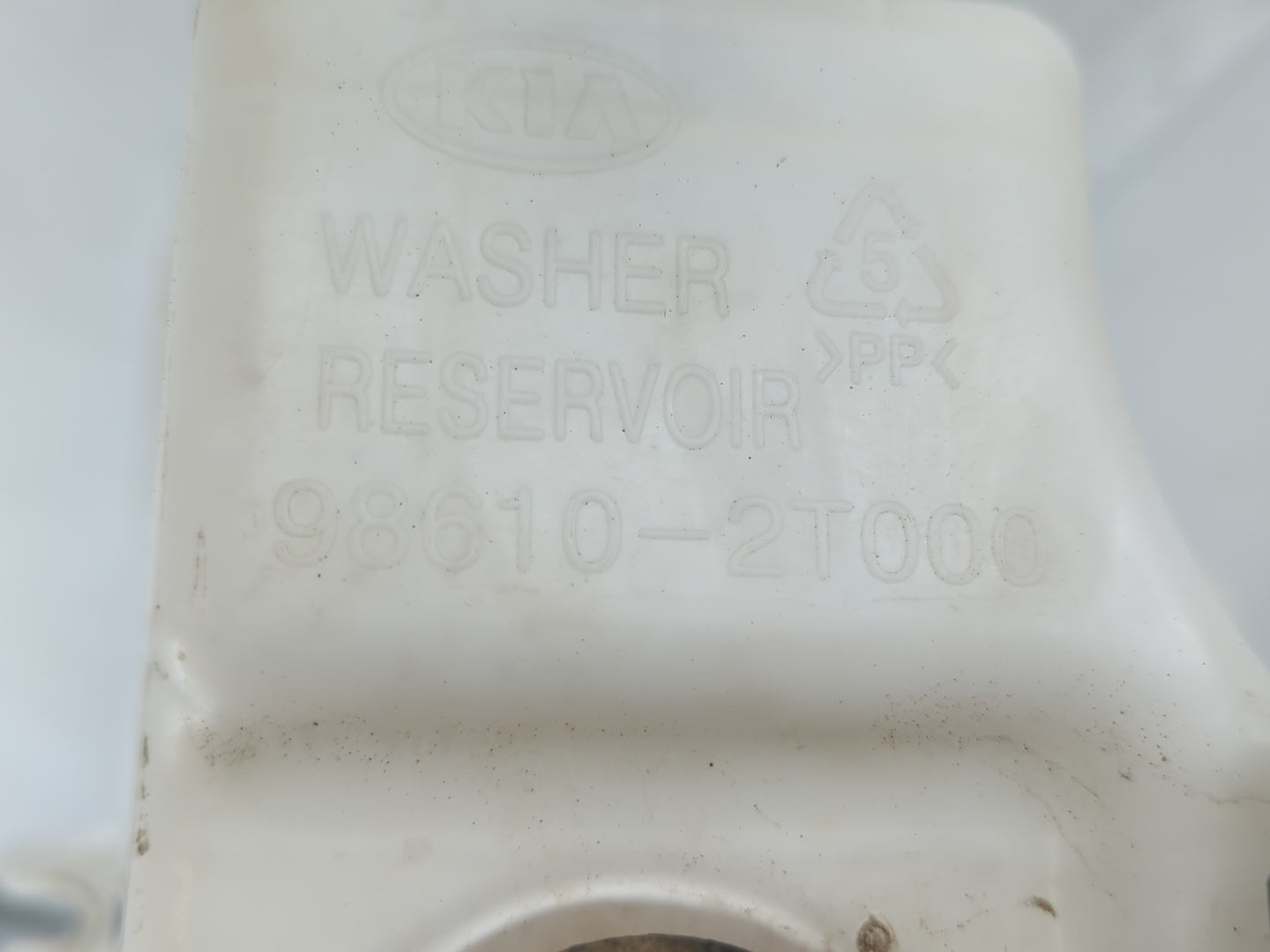 2011-2015 Kia Optima Windshield Washer Fluid Reservoir Bottle Oem - Oemusedautoparts1.com