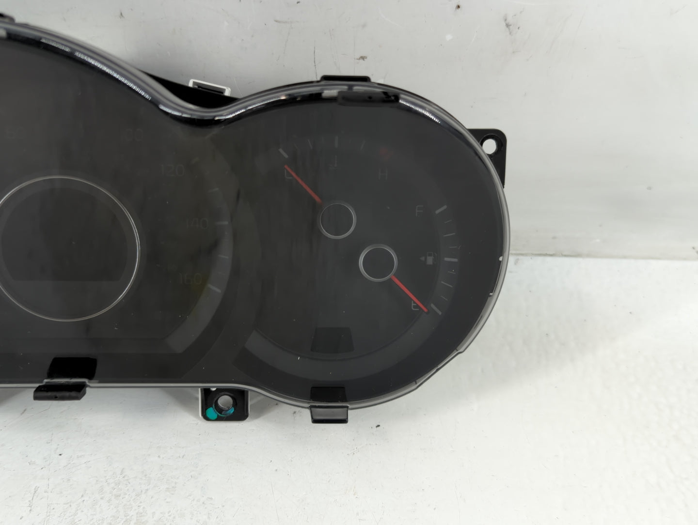 2014-2015 Kia Optima Instrument Cluster Speedometer Gauges P/N:94031-2T270 Fits Fits 2014 2015 OEM Used Auto Parts - Oemused