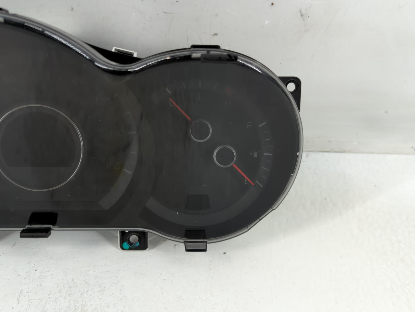 2014-2015 Kia Optima Instrument Cluster Speedometer Gauges P/N:94031-2T270 Fits Fits 2014 2015 OEM Used Auto Parts - Oemused