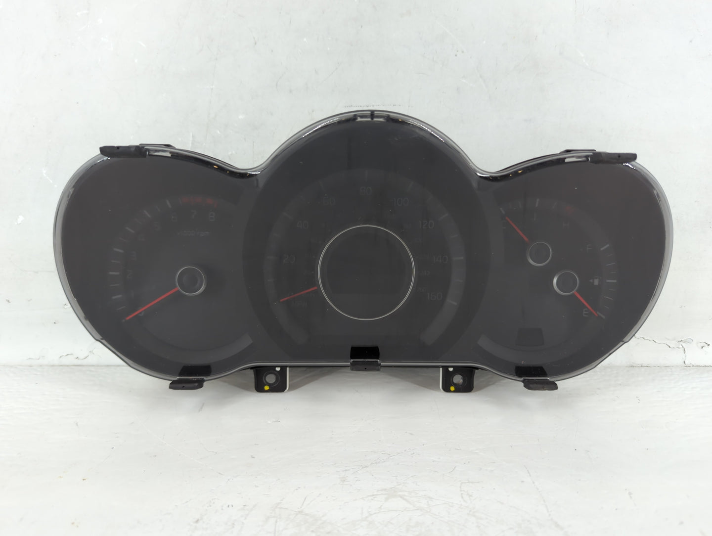 2014-2015 Kia Optima Instrument Cluster Speedometer Gauges P/N:94031-2T270 Miles: Fits Fits 2014 2015 OEM Used Auto Parts - 