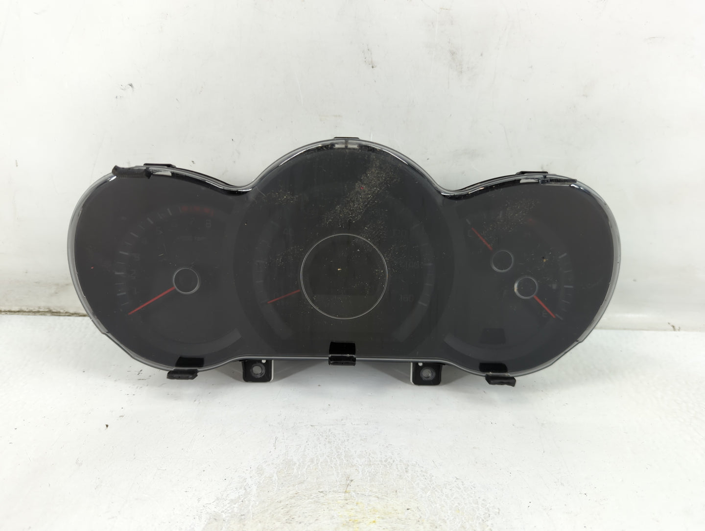 2014-2015 Kia Optima Instrument Cluster Speedometer Gauges P/N:94031-2T270 Fits Fits 2014 2015 OEM Used Auto Parts - Oemused