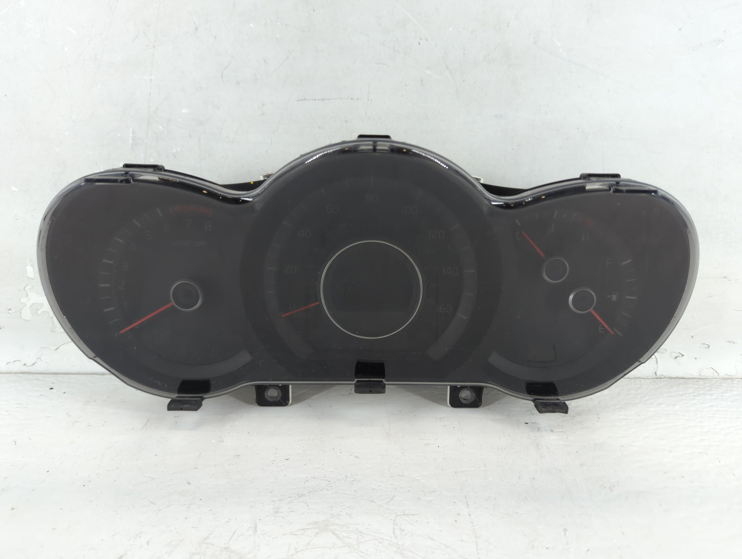 2014-2015 Kia Optima Instrument Cluster Speedometer Gauges P/N:94031-2T270 Fits Fits 2014 2015 OEM Used Auto Parts - Oemused