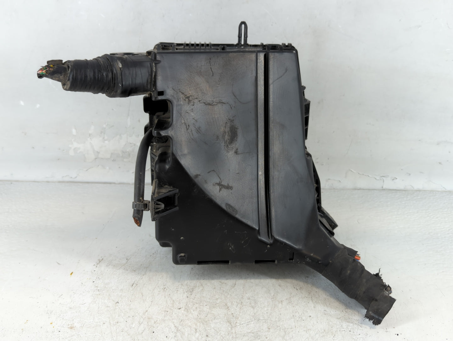2014-2015 Kia Optima Fusebox Fuse Box Panel Relay Module P/N:91259-2T010 Fits Fits 2014 2015 OEM Used Auto Parts - Oemusedau