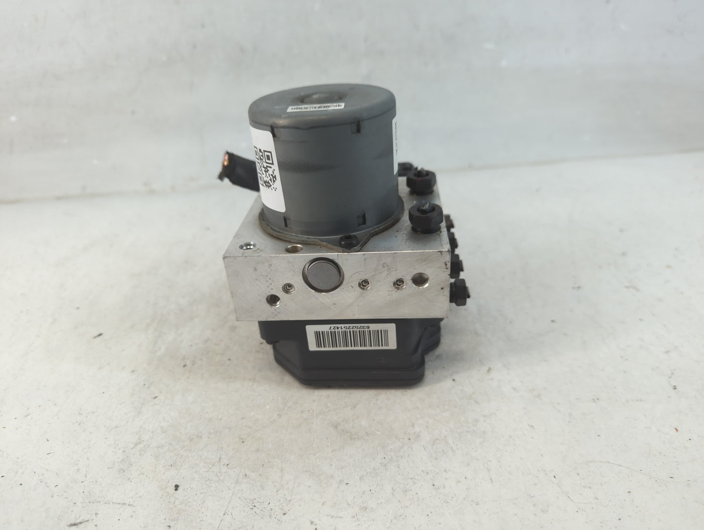 2014-2015 Kia Optima ABS Pump Control Module Replacement P/N:58920-2T870 Fits Fits 2014 2015 OEM Used Auto Parts - Oemusedau