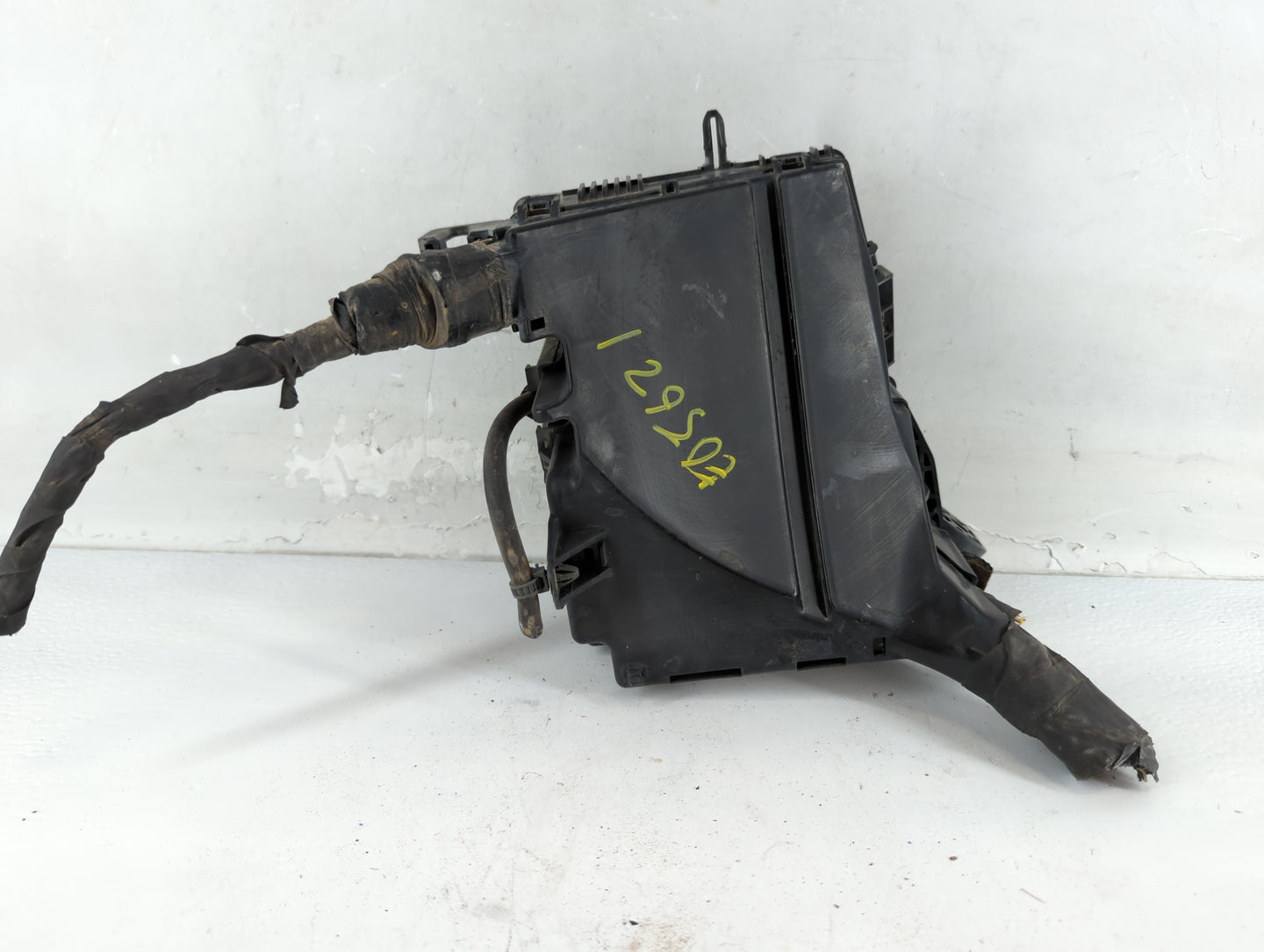 2014-2015 Kia Optima Fusebox Fuse Box Panel Relay Module P/N:91955-2T730 91259-2T010 Fits Fits 2014 2015 OEM Used Auto Parts
