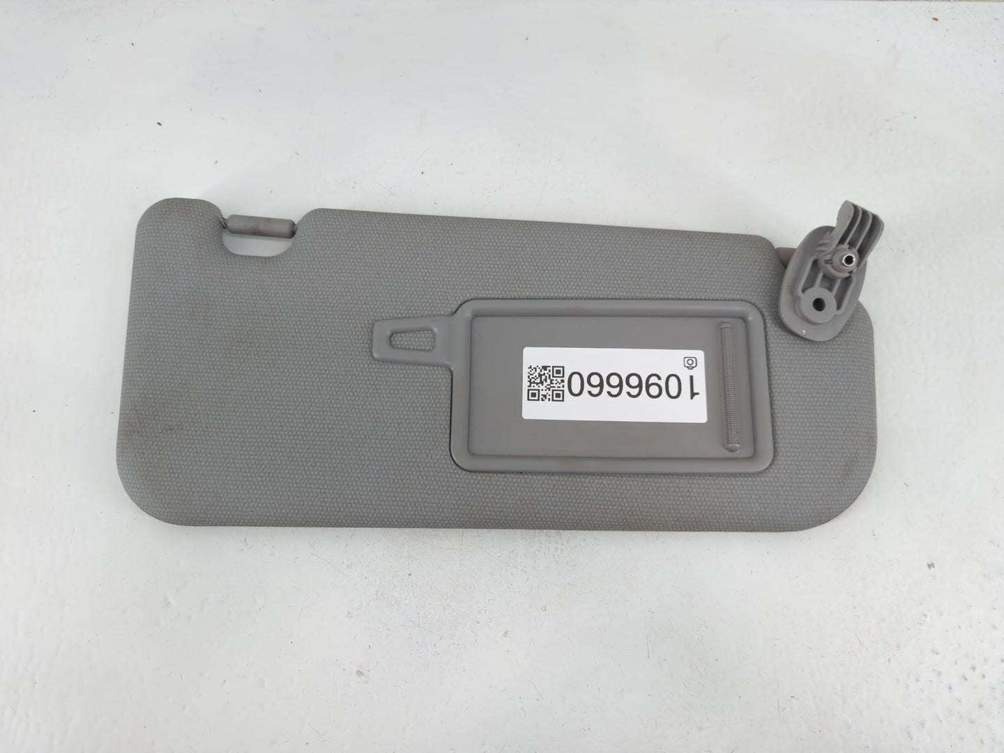 2012-2017 Kia Rio Sun Visor Shade Replacement Passenger Right Mirror Fits Fits 2012 2013 2014 2015 2016 2017 OEM Used Auto P