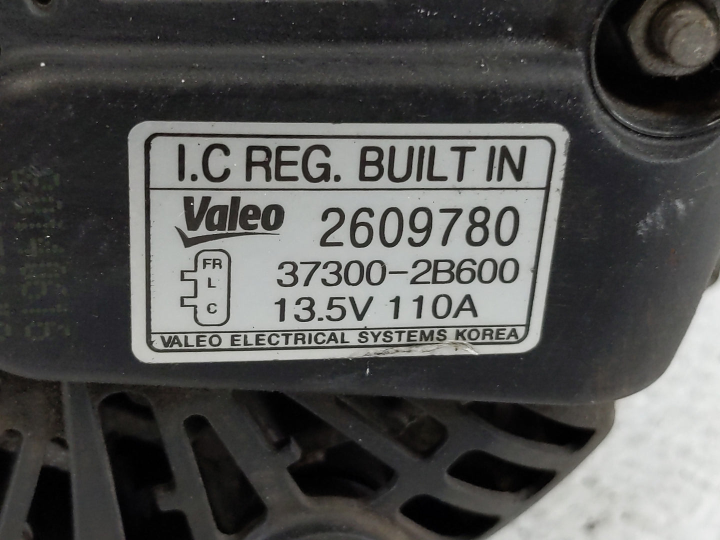 2012-2016 Kia Rio Alternator Replacement Generator Charging Assembly Engine OEM P/N:37300-2B600 Fits OEM Used Auto Parts - O