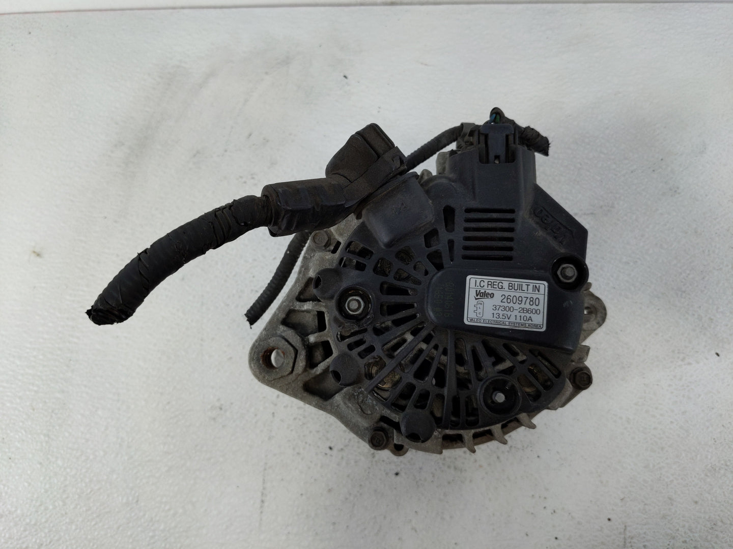 2012-2016 Kia Rio Alternator Replacement Generator Charging Assembly Engine OEM P/N:37300-2B600 Fits OEM Used Auto Parts - O