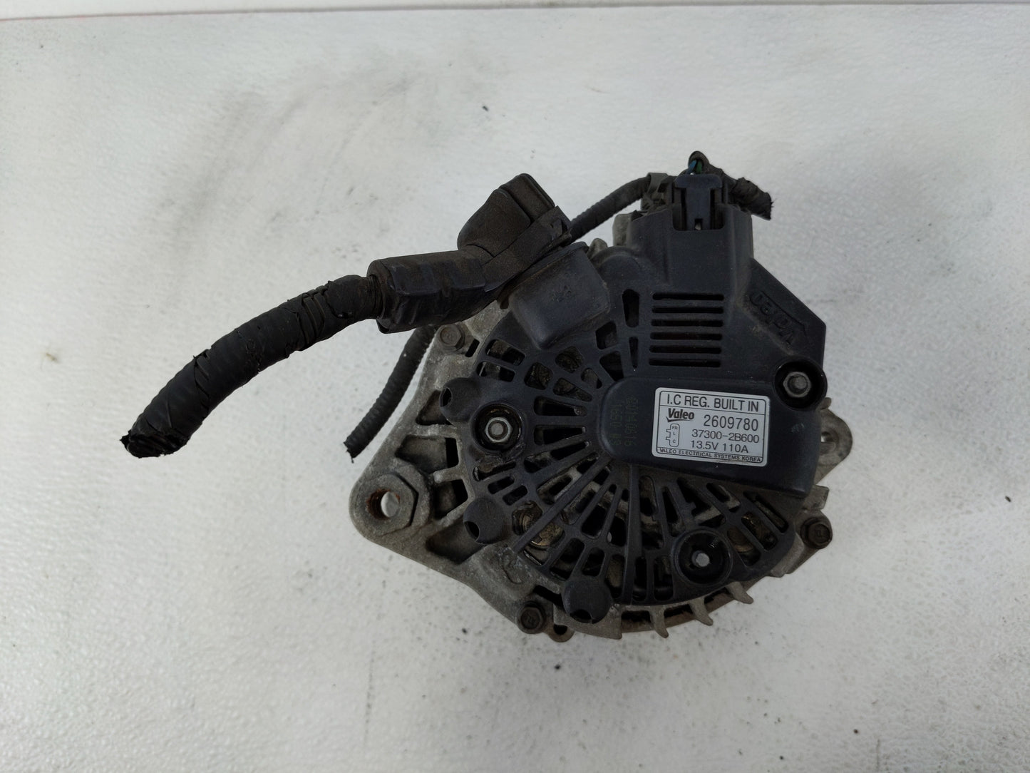 2012-2016 Kia Rio Alternator Replacement Generator Charging Assembly Engine OEM P/N:37300-2B600 Fits OEM Used Auto Parts - O