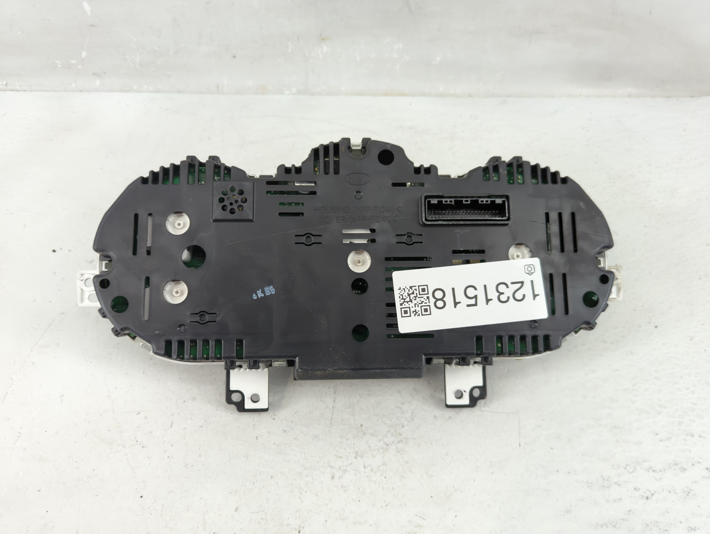 2012-2015 Kia Rio Instrument Cluster Speedometer Gauges P/N:94022-1W110 Fits Fits 2012 2013 2014 2015 OEM Used Auto Parts - 