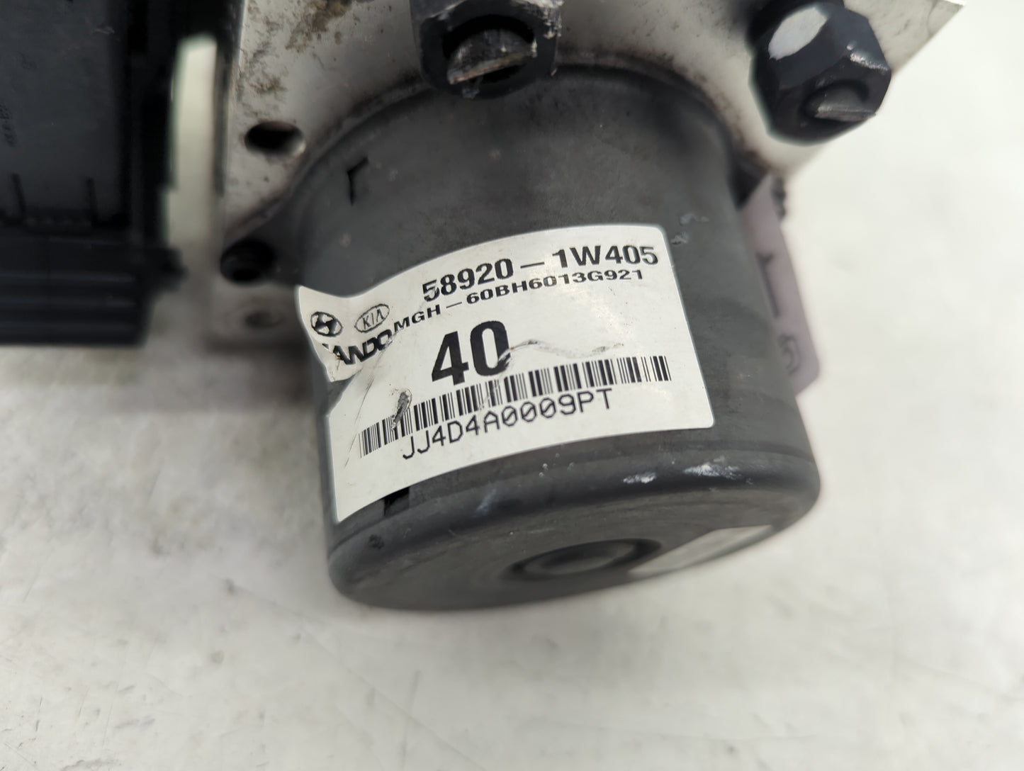 2012-2015 Kia Rio ABS Pump Control Module Replacement P/N:58920-1W405 Fits Fits 2012 2013 2014 2015 OEM Used Auto Parts - Oe
