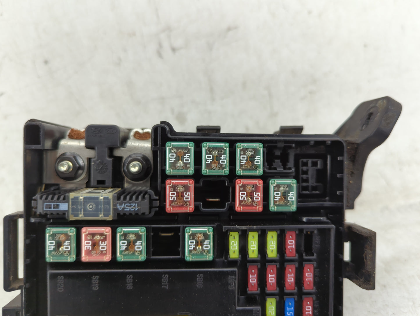 2012-2015 Kia Rio Fusebox Fuse Box Panel Relay Module P/N:91950-1W361 Fits Fits 2012 2013 2014 2015 OEM Used Auto Parts - Oe