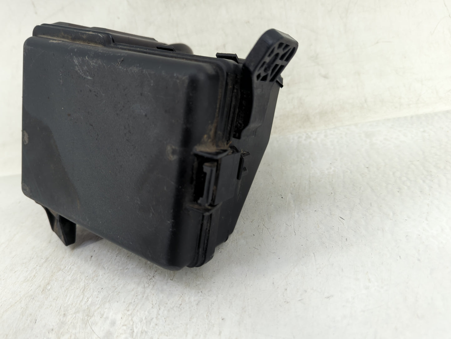 2012-2015 Kia Rio Fusebox Fuse Box Panel Relay Module P/N:91950-1W432 Fits Fits 2012 2013 2014 2015 OEM Used Auto Parts - Oe