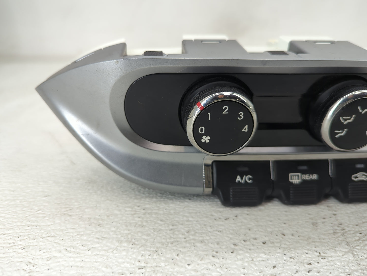 2012-2015 Kia Rio Climate Control Module Temperature AC/Heater Replacement P/N:97250-1WXXX Fits Fits 2012 2013 2014 2015 OEM