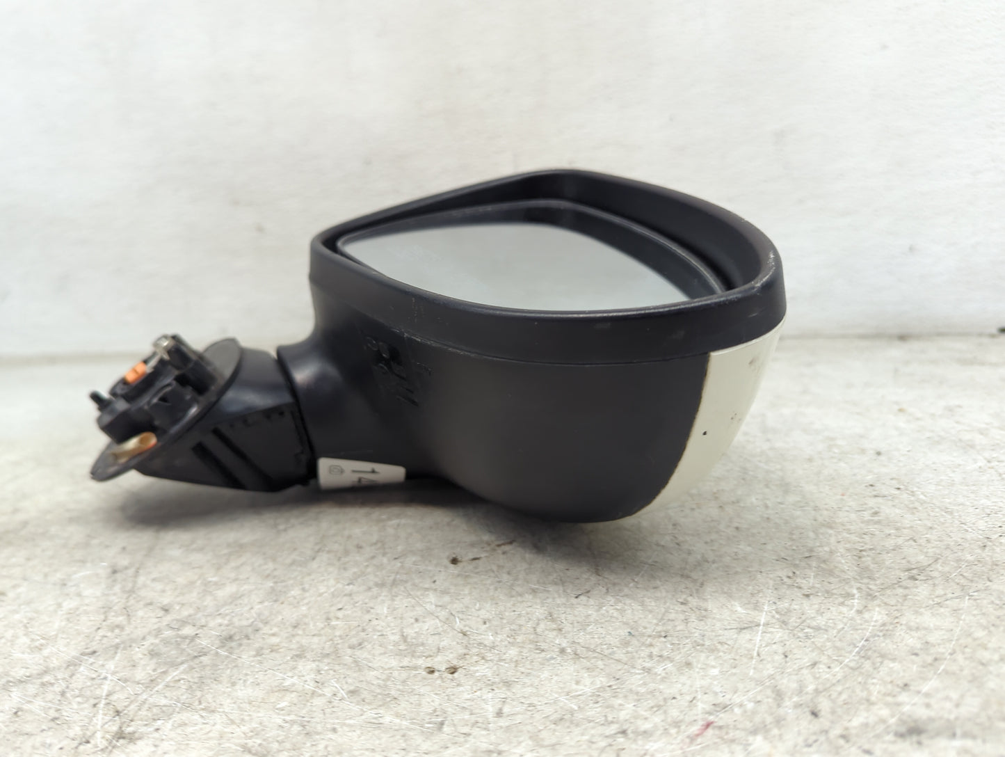 2014-2017 Kia Rio Passenger Side View Mirror - Right Door Mirror OEM Used - Oemusedautoparts1.com